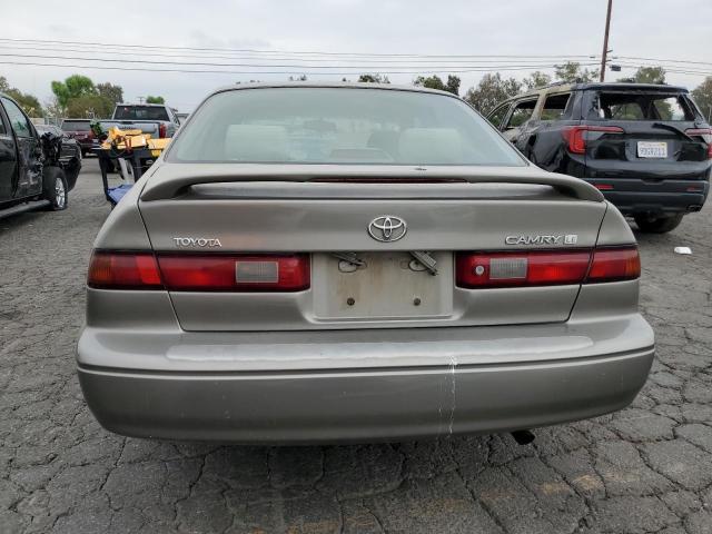 4T1BG22KXXU558337 - 1999 TOYOTA CAMRY CE TAN photo 6