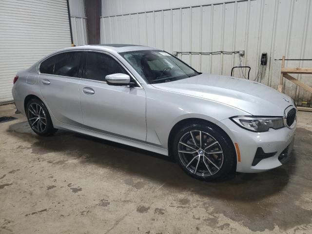 WBA5R7C55KAJ82123 - 2019 BMW 330XI SILVER photo 4