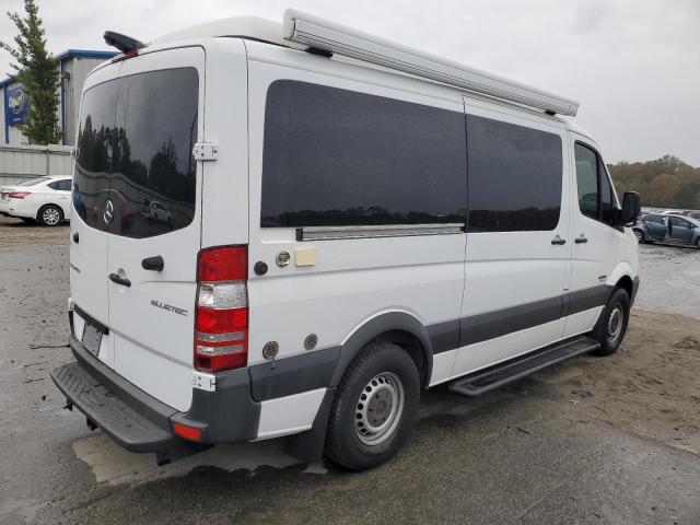 WD3PE7CC2E5835150 - 2014 MERCEDES-BENZ SPRINTER 2500 WHITE photo 3