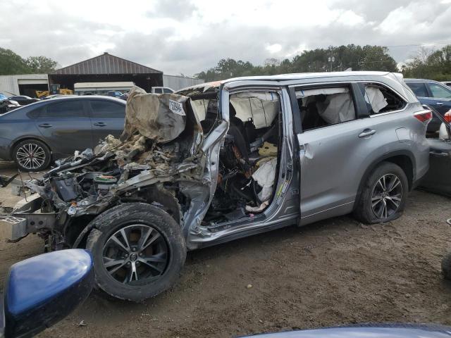 5TDKKRFH4GS139091 - 2016 TOYOTA HIGHLANDER XLE SILVER photo 1