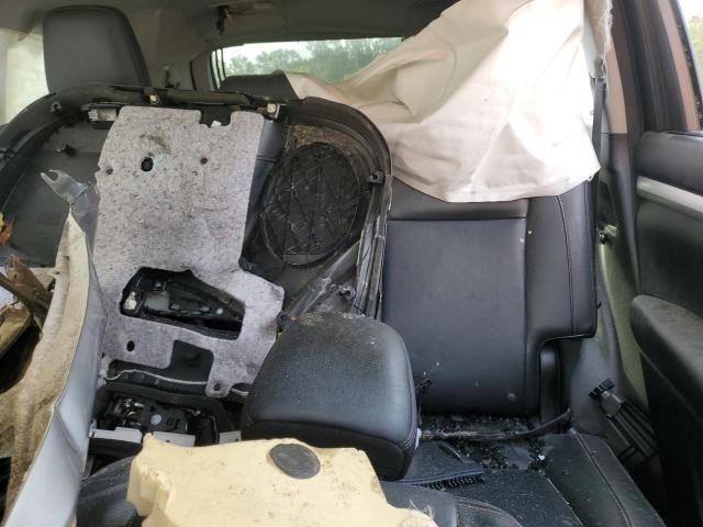 5TDKKRFH4GS139091 - 2016 TOYOTA HIGHLANDER XLE SILVER photo 10