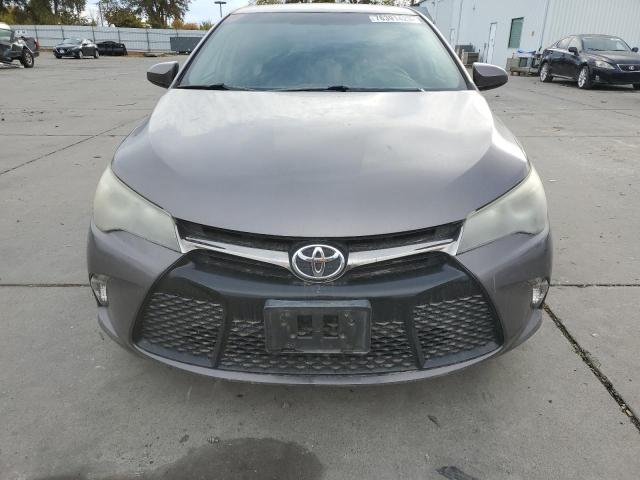 4T1BF1FK9FU955446 - 2015 TOYOTA CAMRY LE CHARCOAL photo 5