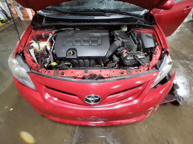 2T1BU4EE2DC107667 - 2013 TOYOTA COROLLA BASE RED photo 11