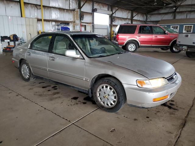 1HGCD5652VA252689 - 1997 HONDA ACCORD EX TAN photo 4