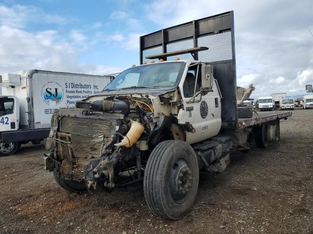 3FRWF6FA8BV557201 - 2011 FORD F650 SUPER DUTY WHITE photo 1