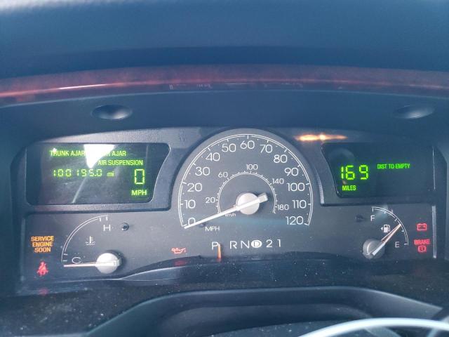 1LNHM81W83Y692678 - 2003 LINCOLN TOWN CAR EXECUTIVE BLACK photo 9