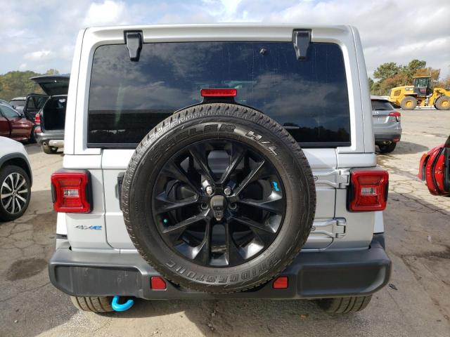 1C4JJXP6XNW163036 - 2022 JEEP WRANGLER U SAHARA 4XE SILVER photo 6