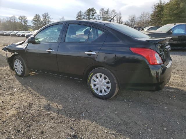 3N1CN7AP0JL880305 - 2018 NISSAN VERSA S BLACK photo 2