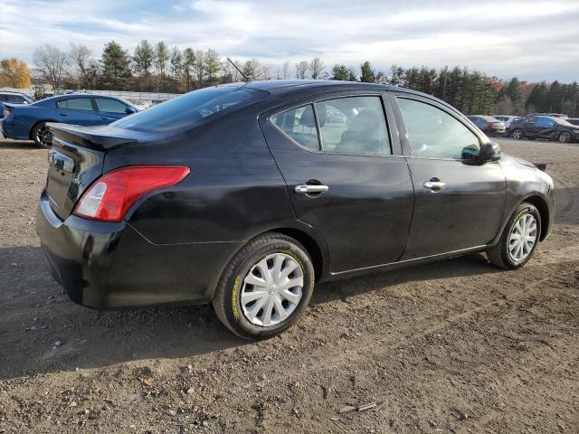 3N1CN7AP0JL880305 - 2018 NISSAN VERSA S BLACK photo 3