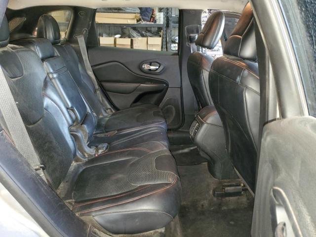 1C4PJMBS2FW556964 - 2015 JEEP CHEROKEE TRAILHAWK 银色 照片 11