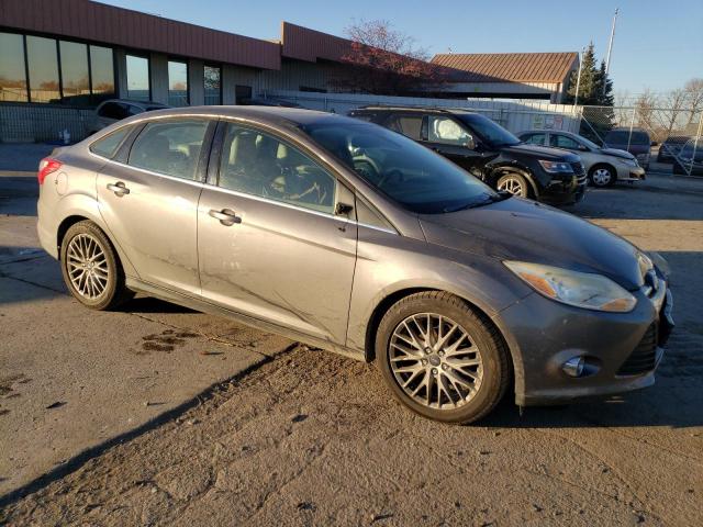1FAHP3H22CL367433 - 2012 FORD FOCUS SEL GRAY photo 4