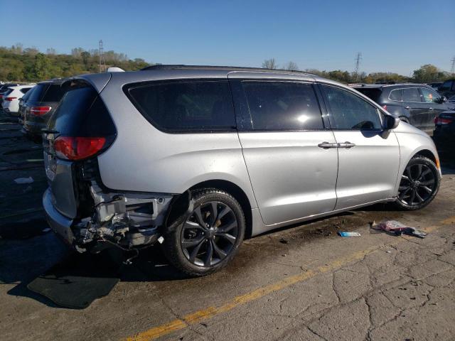 2C4RC1EGXJR364492 - 2018 CHRYSLER PACIFICA TOURING L PLUS SILVER photo 3