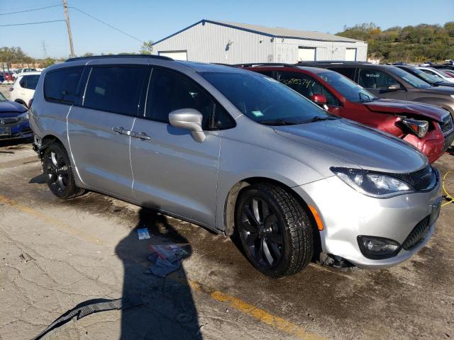 2C4RC1EGXJR364492 - 2018 CHRYSLER PACIFICA TOURING L PLUS SILVER photo 4