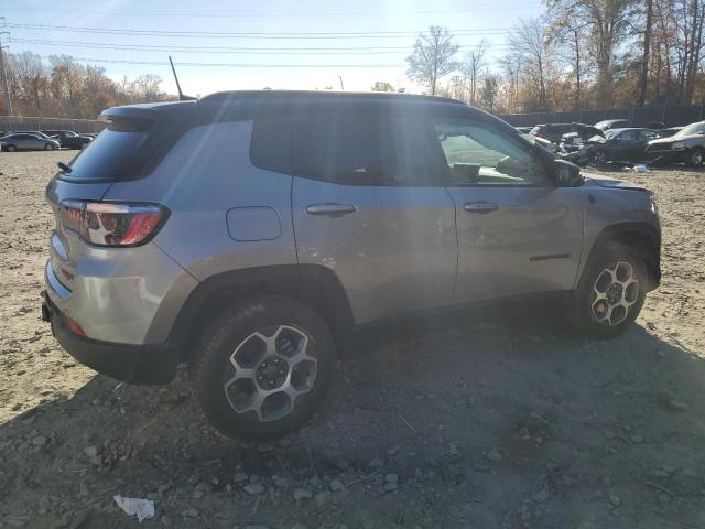 3C4NJDDB0NT163473 - 2022 JEEP COMPASS TRAILHAWK GRAY photo 3