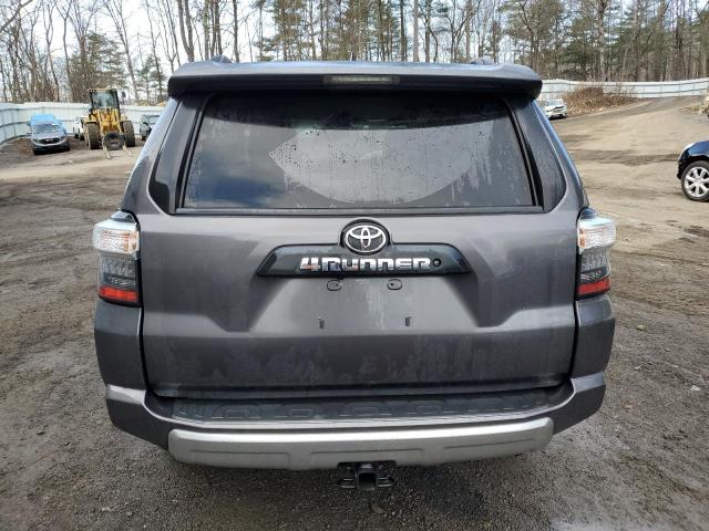 JTEBU5JR2J5593027 - 2018 TOYOTA 4RUNNER SR5/SR5 PREMIUM 灰色 照片 6