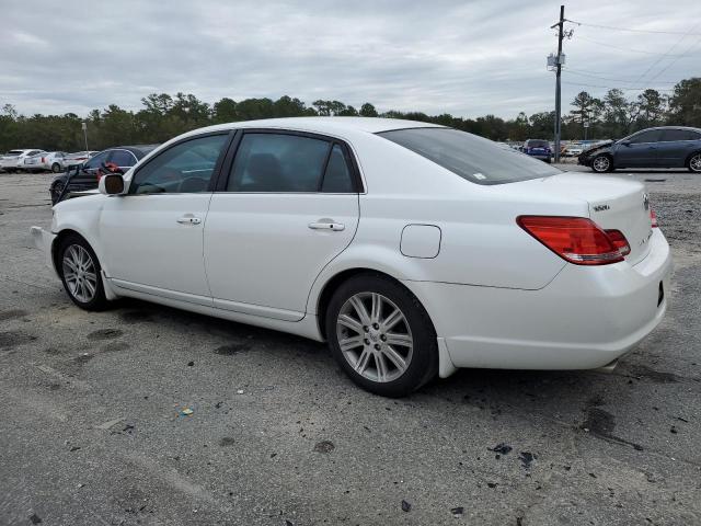 4T1BK36B86U106402 - 2006 TOYOTA AVALON XL WHITE photo 2