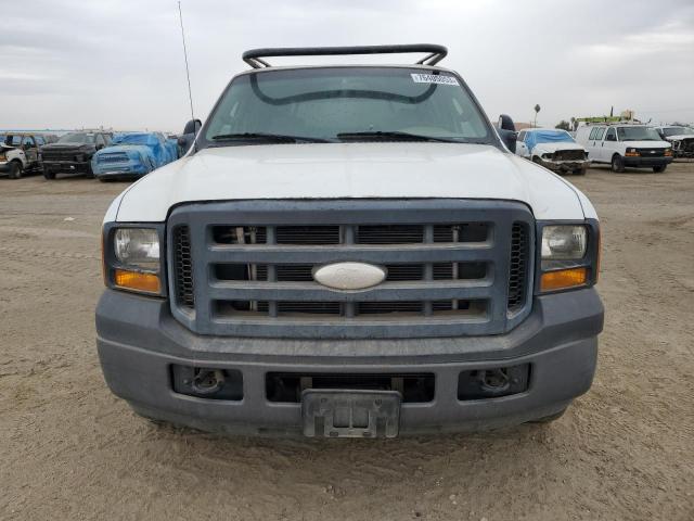 1FTWW30P57EA44578 - 2007 FORD F350 SRW SUPER DUTY WHITE photo 5