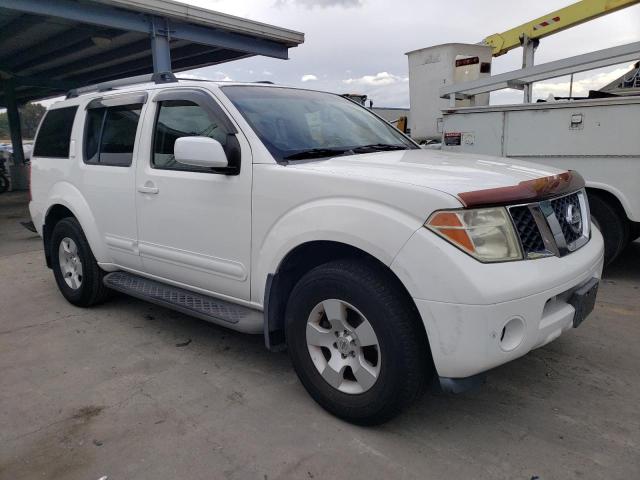 5N1AR18W06C611755 - 2006 NISSAN PATHFINDER LE WHITE photo 4