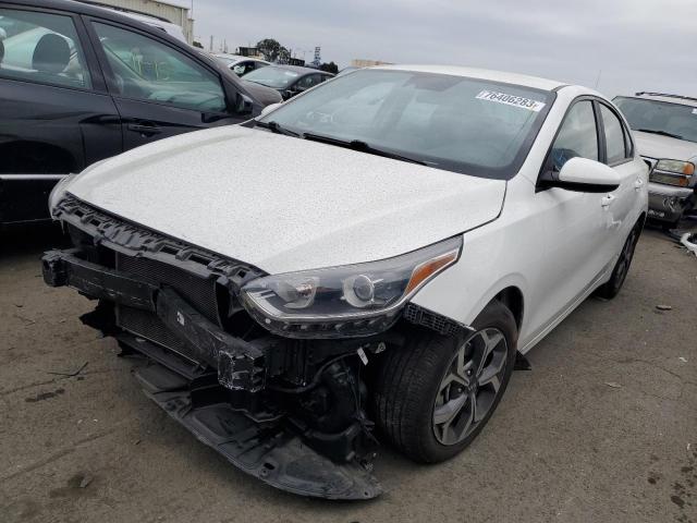 3KPF24AD2ME312041 - 2021 KIA FORTE FE WHITE photo 1