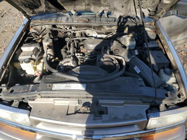 1GNDT13X83K109877 - 2003 CHEVROLET BLAZER SILVER photo 12