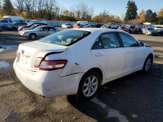 4T4BF3EK2BR097444 - 2011 TOYOTA CAMRY BASE WHITE photo 3