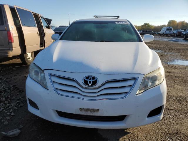 4T4BF3EK2BR097444 - 2011 TOYOTA CAMRY BASE WHITE photo 5