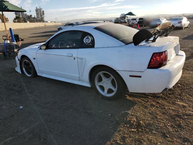 1FAFP42X7YF184861 - 2000 FORD MUSTANG GT WHITE photo 2