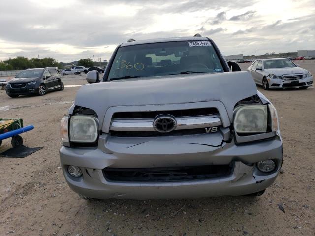 5TDZT38A05S246385 - 2005 TOYOTA SEQUOIA LIMITED SILVER photo 5