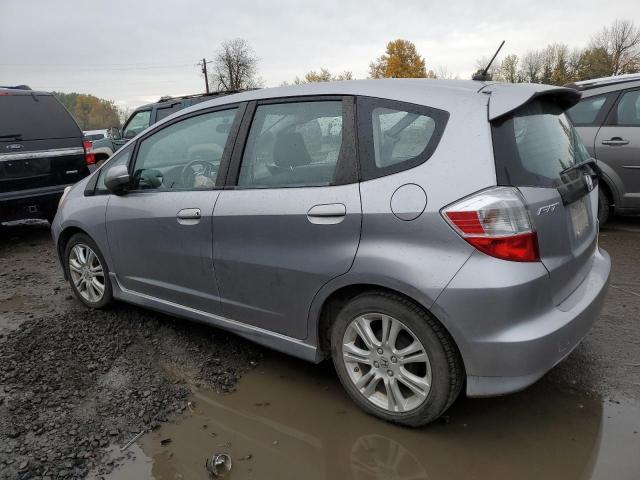 JHMGE8H40AS022414 - 2010 HONDA FIT SPORT GRAY photo 2