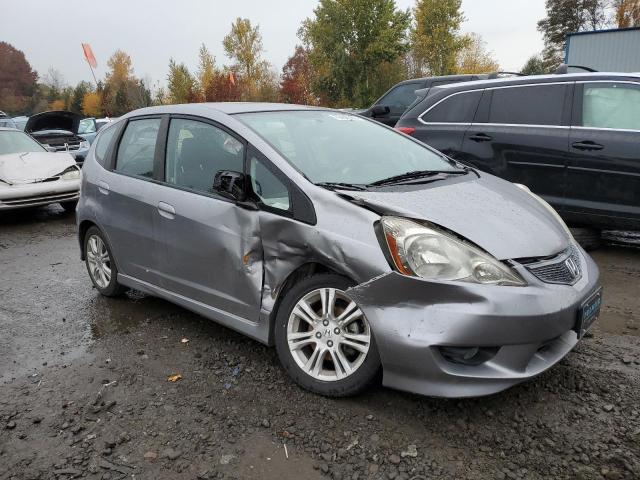 JHMGE8H40AS022414 - 2010 HONDA FIT SPORT GRAY photo 4