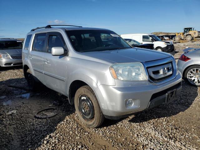 5FNYF3H45AB019561 - 2010 HONDA PILOT EX SILVER photo 4