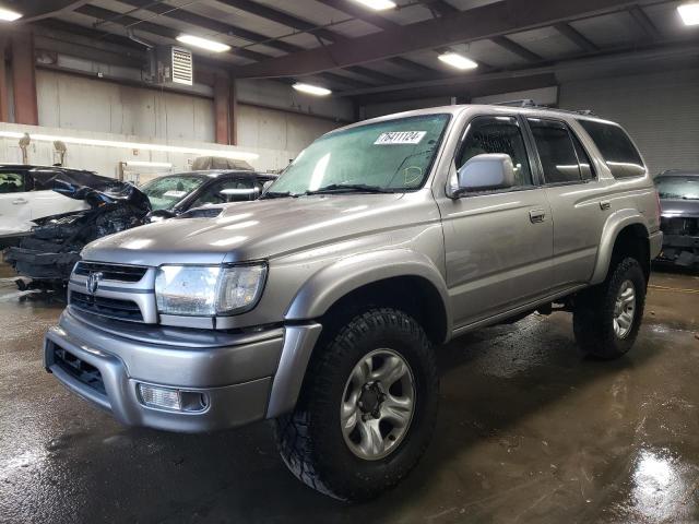 2002 TOYOTA 4RUNNER SR5, 