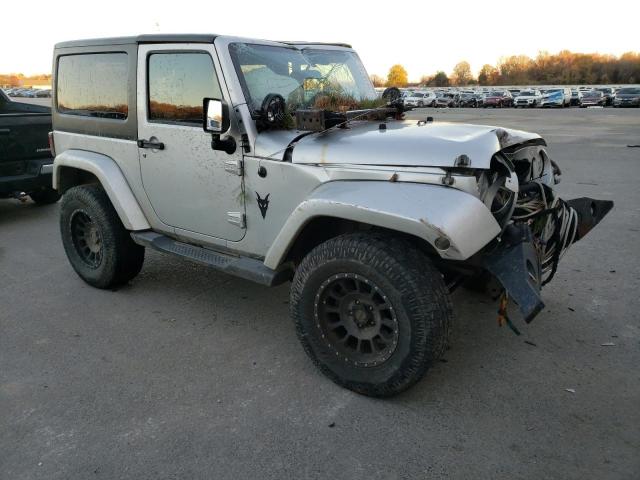 1C4AJWBG2CL111229 - 2012 JEEP WRANGLER SAHARA SILVER photo 4