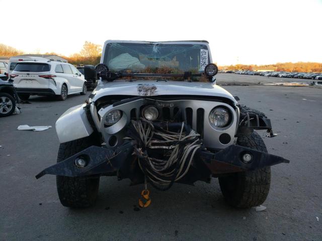 1C4AJWBG2CL111229 - 2012 JEEP WRANGLER SAHARA SILVER photo 5