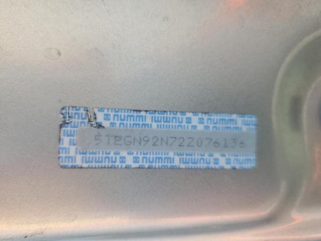 5TEGN92N72Z076136 - 2002 TOYOTA TACOMA DOUBLE CAB PRERUNNER SILVER photo 12