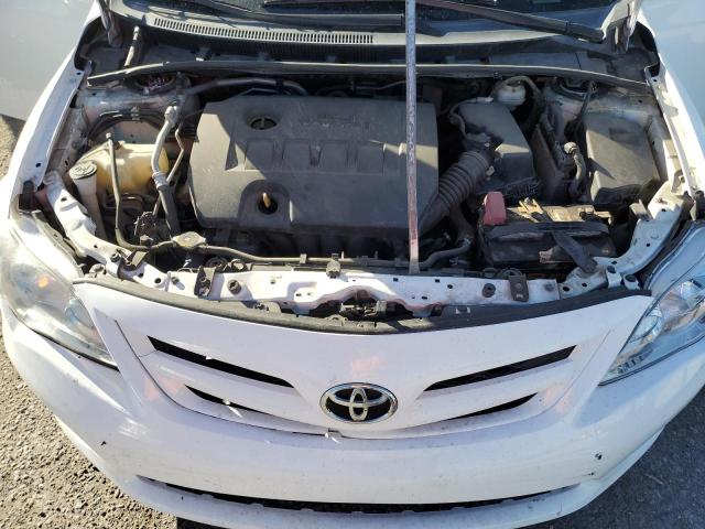 5YFBU4EE4DP096512 - 2013 TOYOTA COROLLA BASE WHITE photo 11