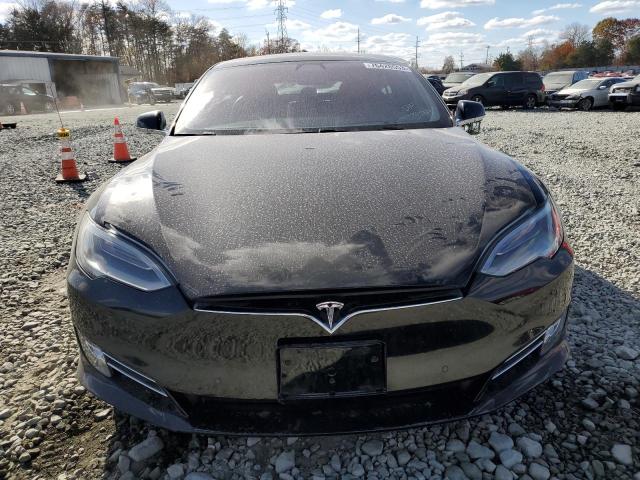 5YJSA1E24LF413566 - 2020 TESLA MODEL S Սև լուսանկար 5