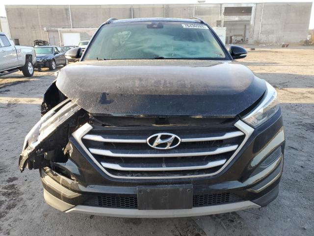 KM8J3CA20JU707246 - 2018 HYUNDAI TUCSON VALUE BLACK photo 5