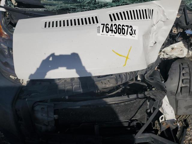 3C6TRVCG1JE112654 - 2018 RAM PROMASTER 2500 HIGH თეთრი ფოტო 12