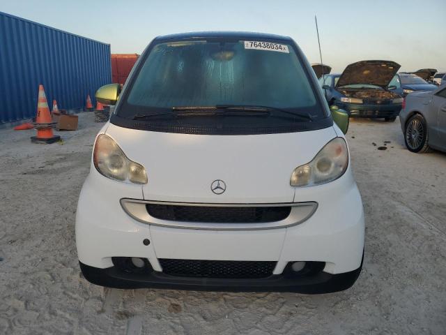 WMEEJ3BA6AK358740 - 2010 SMART FORTWO PURE TWO TONE photo 5