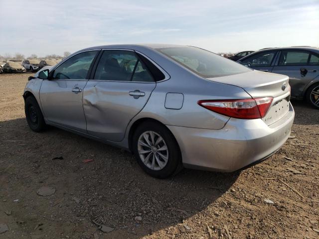 4T4BF1FK5GR582736 - 2016 TOYOTA CAMRY LE SILVER photo 2