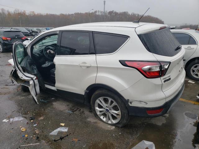 1FMCU9G92HUB98929 - 2017 FORD ESCAPE SE WHITE photo 2