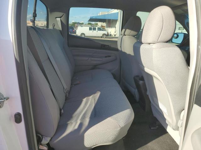 5TFJU4GN2FX071086 - 2015 TOYOTA TACOMA DOUBLE CAB PRERUNNER WHITE photo 10