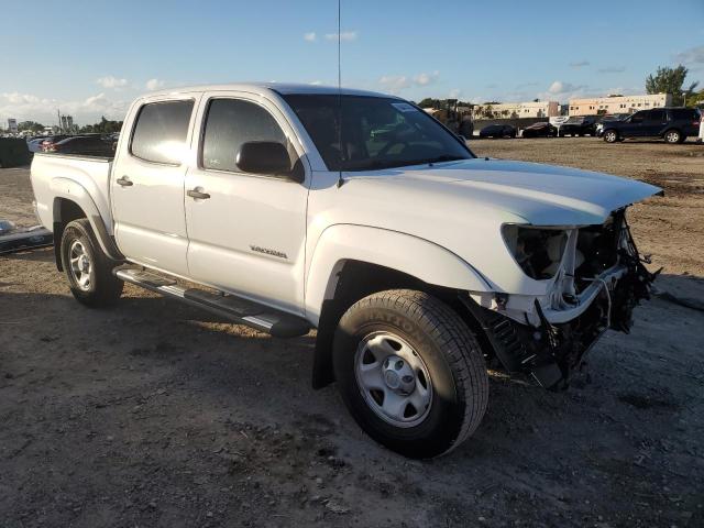 5TFJU4GN2FX071086 - 2015 TOYOTA TACOMA DOUBLE CAB PRERUNNER WHITE photo 4