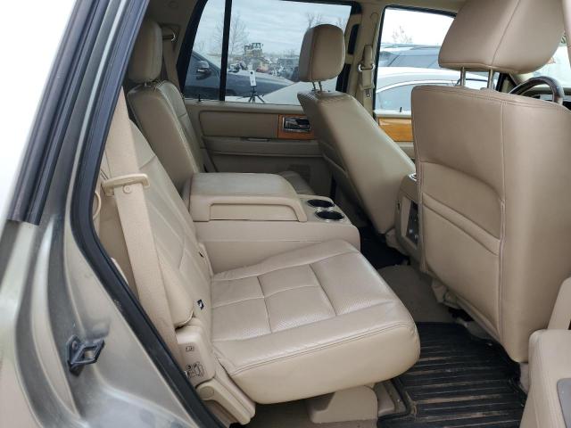 5LMFU28588LJ21842 - 2008 LINCOLN NAVIGATOR 银色 照片 11