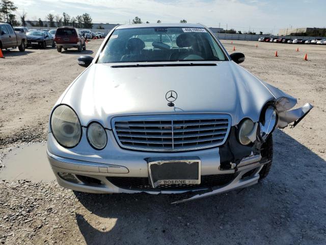 WDBUF70J93A255583 - 2003 MERCEDES-BENZ E 500 SILVER photo 5