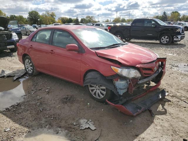 2T1BU4EE9CC786173 - 2012 TOYOTA COROLLA BASE RED photo 4