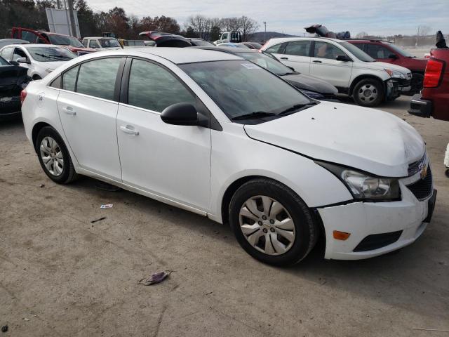 1G1PC5SH0C7226596 - 2012 CHEVROLET CRUZE LS WHITE photo 4