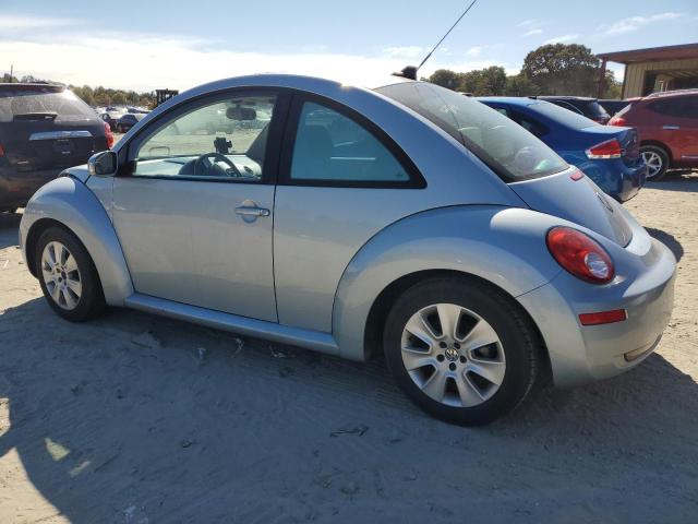 3VWRG3AG8AM017804 - 2010 VOLKSWAGEN NEW BEETLE BLUE photo 2