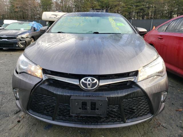 4T1BF1FK9FU053394 - 2015 TOYOTA CAMRY LE GRAY photo 5